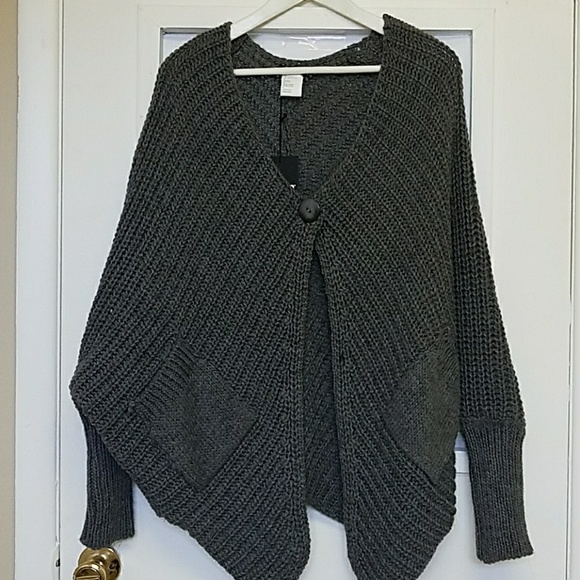 Cardigan - Picture 2 of 4